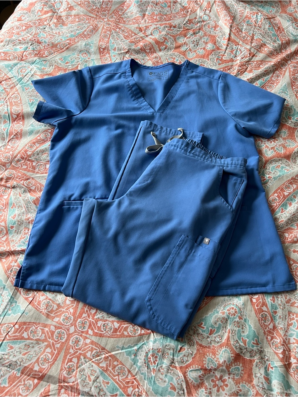 FIGS Ceil Blue Scrub Set